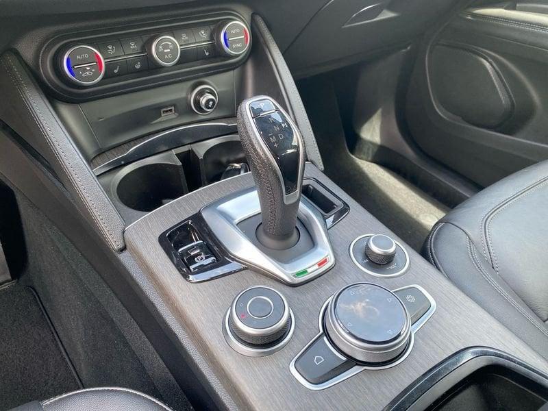Alfa Romeo Stelvio 2.2 t Ti Q4 210cv auto