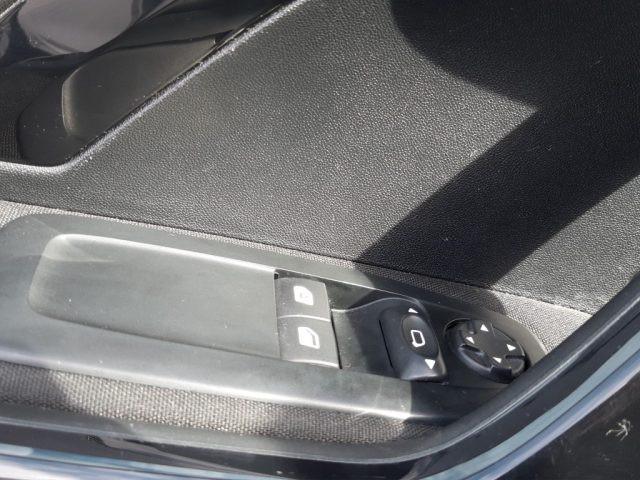 PEUGEOT 208 1° serie PureTech 82 5 porte Allure