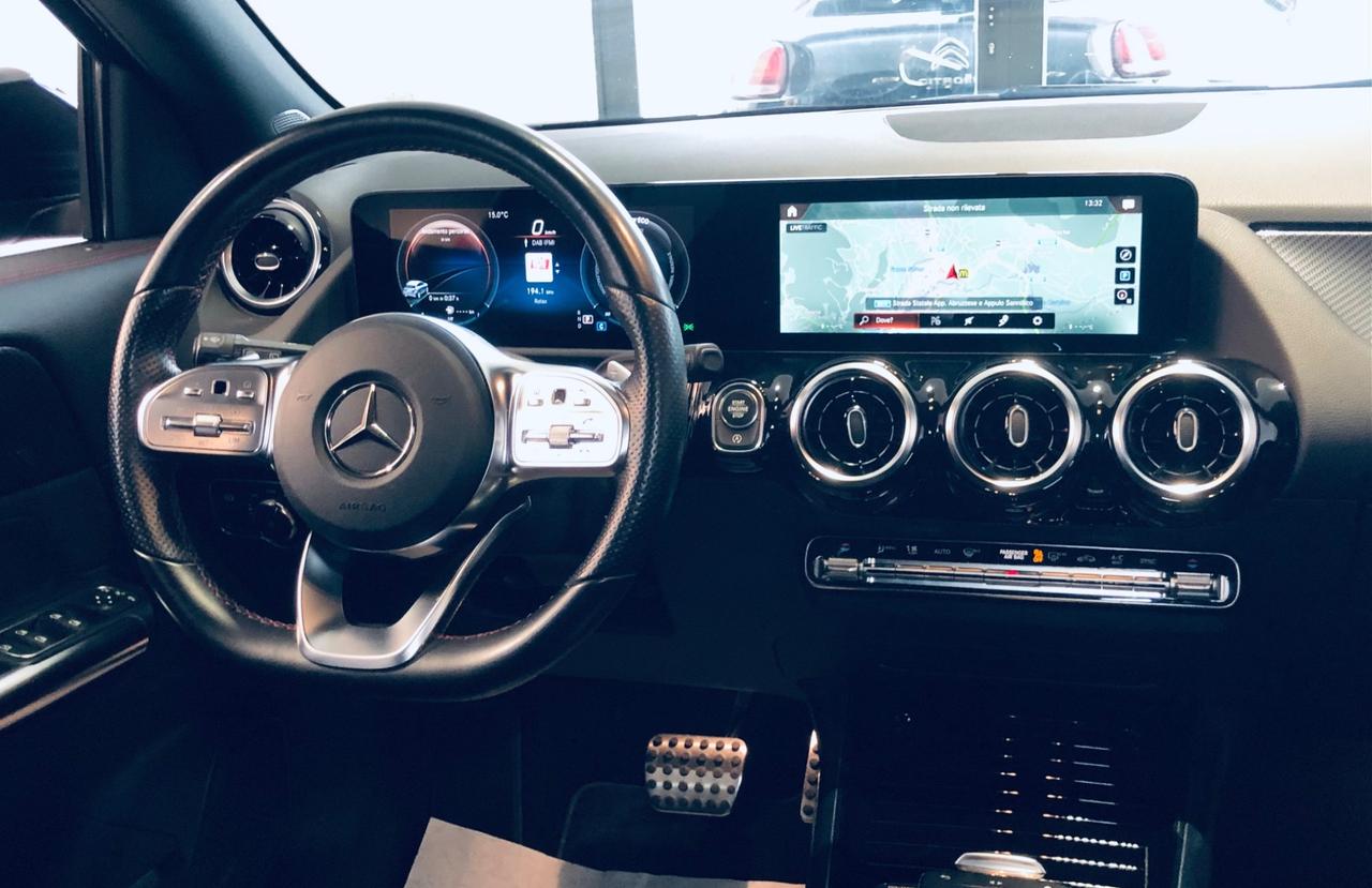 Mercedes-benz GLA 200 d amg Premium nero