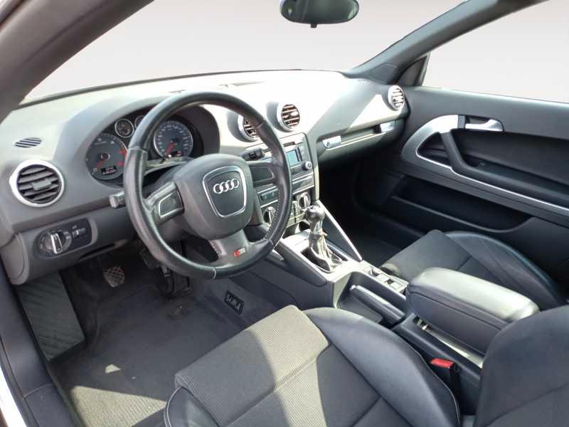 AUDI A3 Cabrio 1.6 tdi Ambition