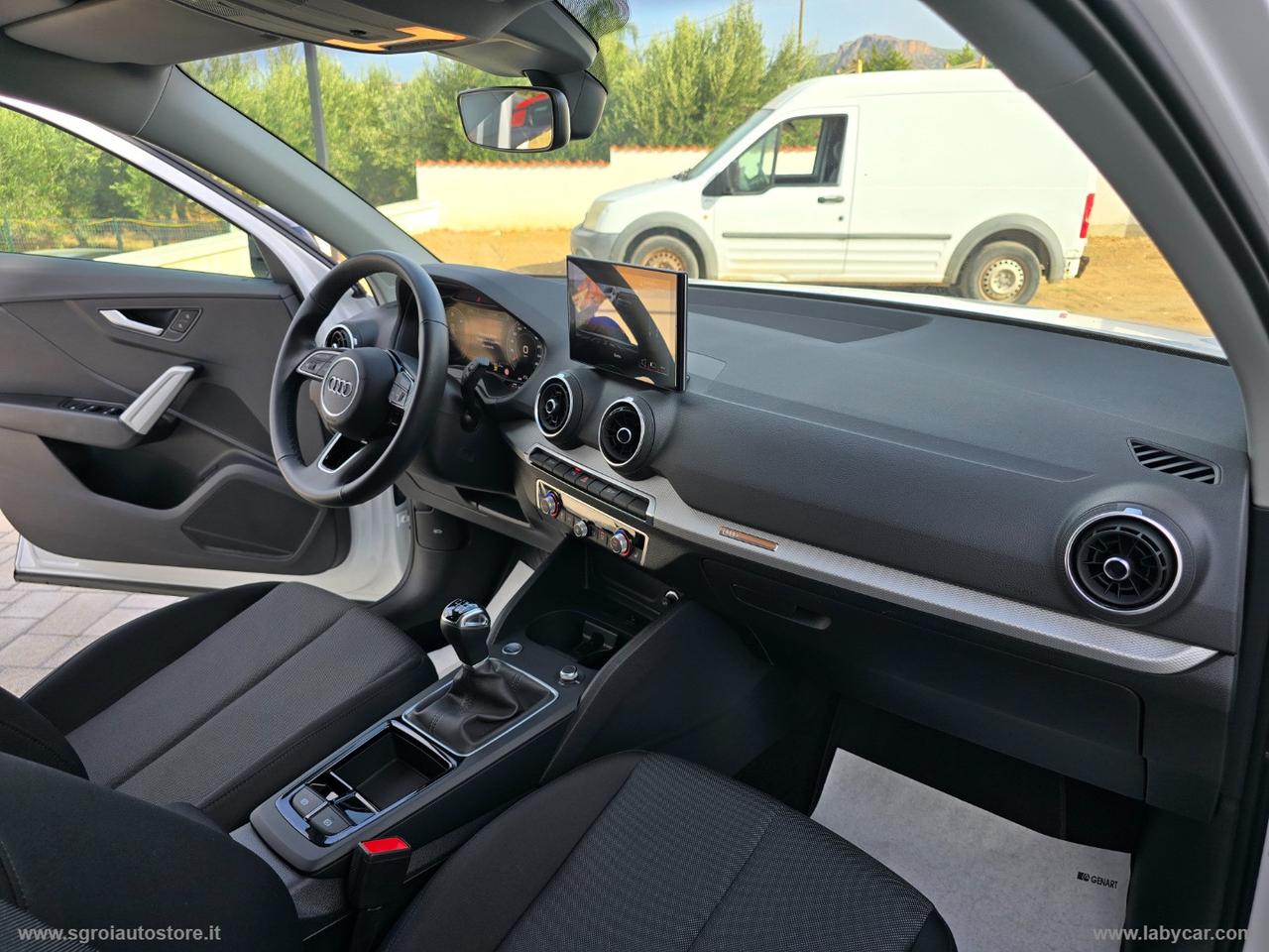 AUDI Q2 30 TDI Business Advanced