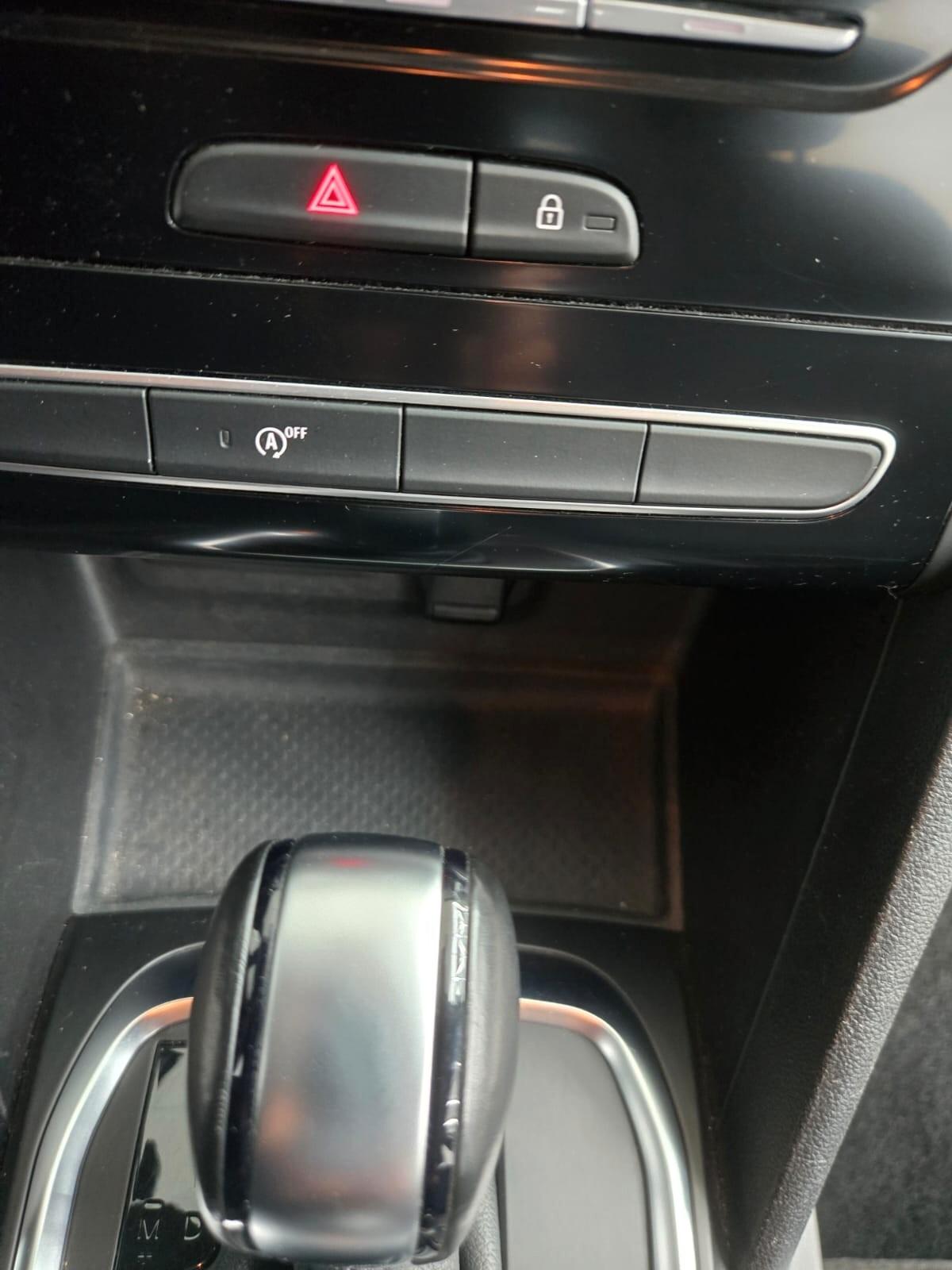 Renault Megane Mégane Blue dCi 115 CV EDC Techno