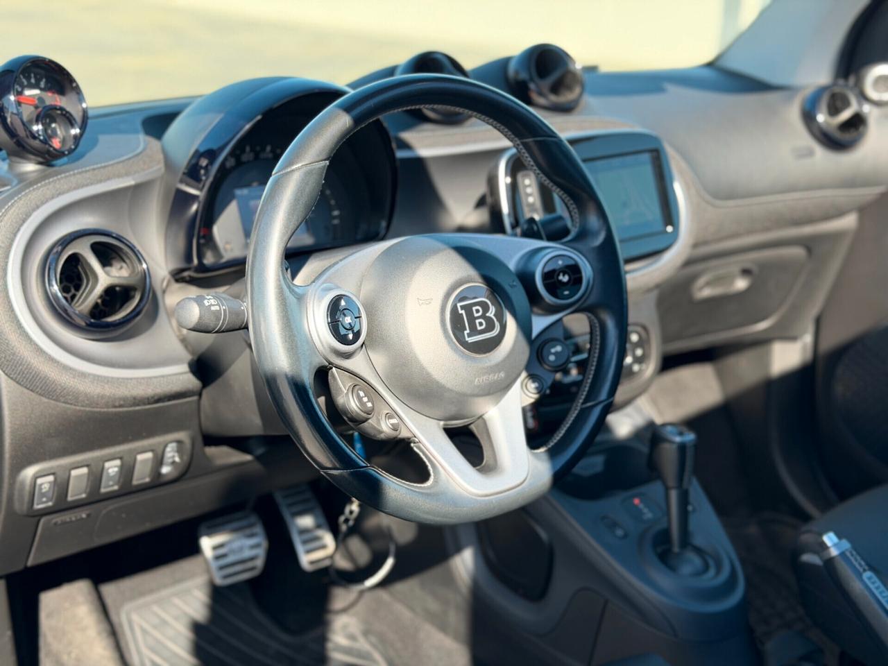 Smart ForTwo BRABUS 0.9 Turbo twinamic cabrio Xclusive