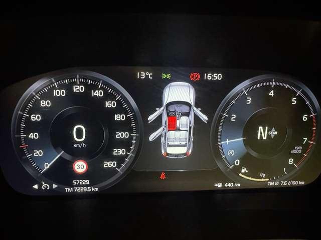 Volvo XC40 XC40 2023 1.5 t2 Essential