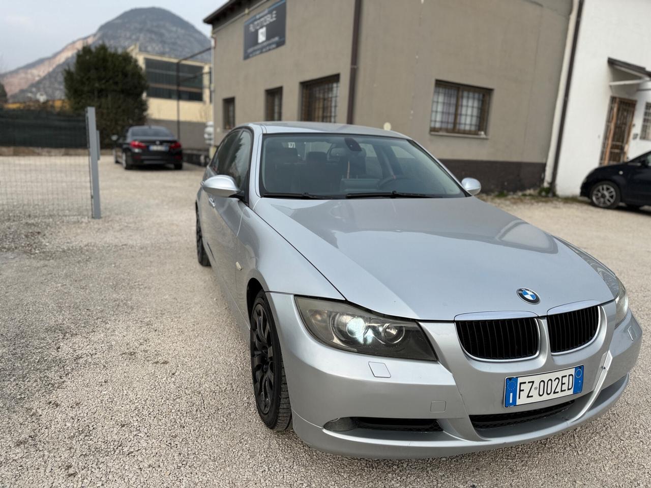 Bmw 320 Serie 3 E90 Berlina 320d Msport
