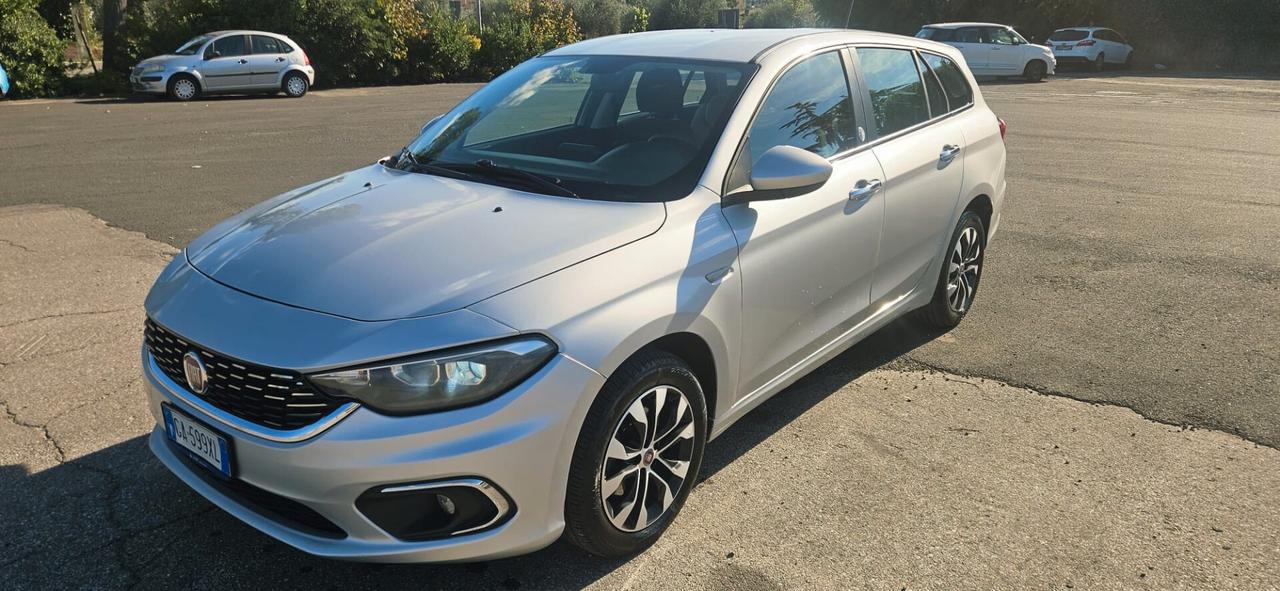 Fiat Tipo 1.6 Mjt S&S SW Mirror