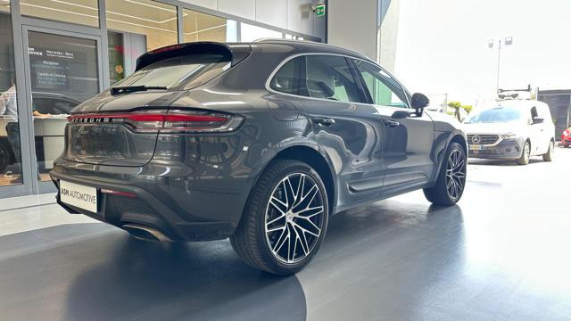 PORSCHE Macan 2.0