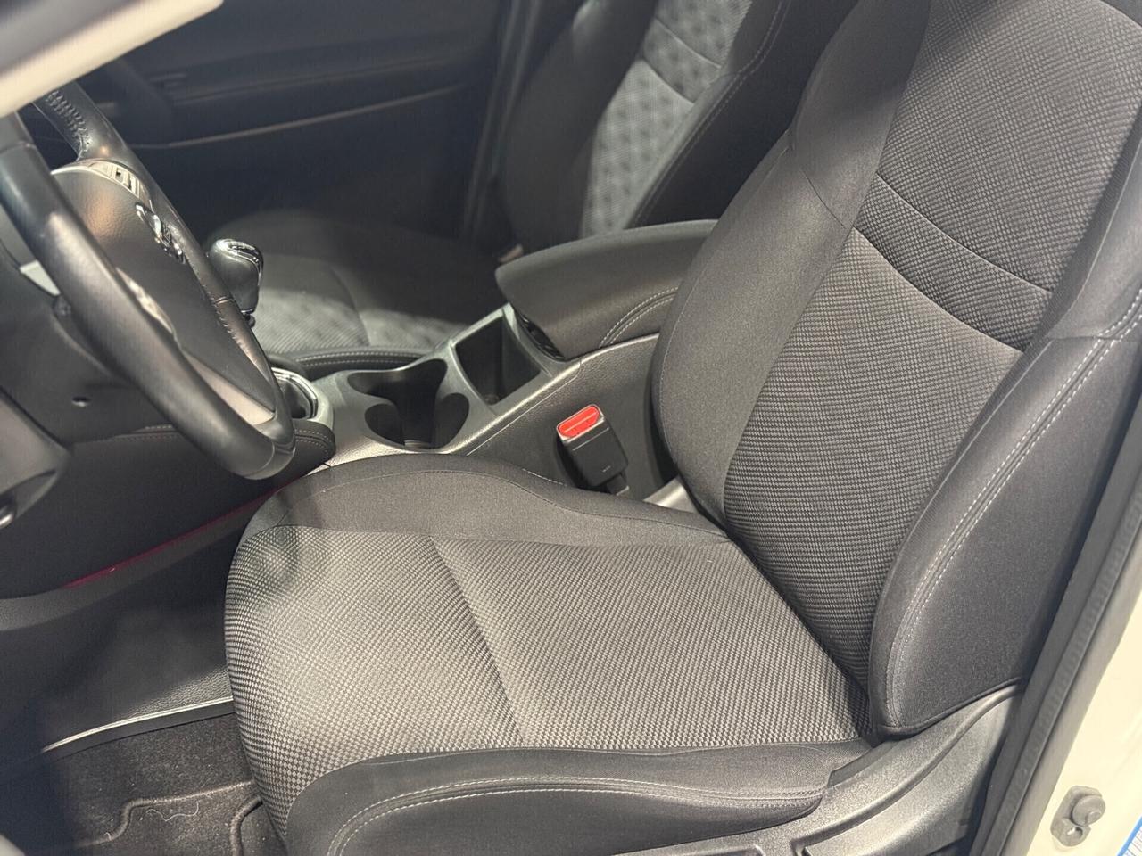 Nissan Qashqai 1.5 dCi Unico Proprietario !