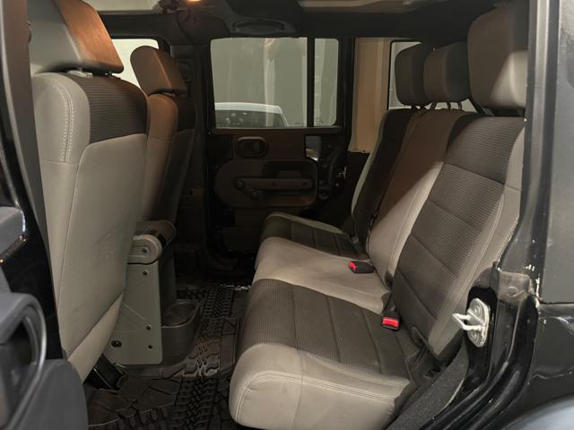 JEEP Wrangler Unlimited 2.8 CRD Sport Auto