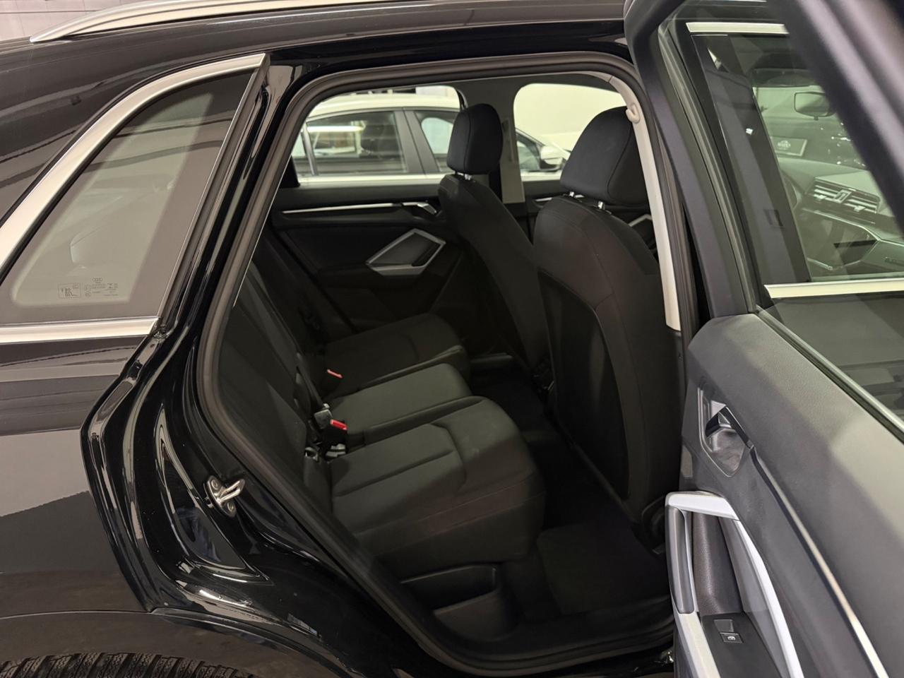 Audi Q3 35 TDI quattro S tronic Business Advanced