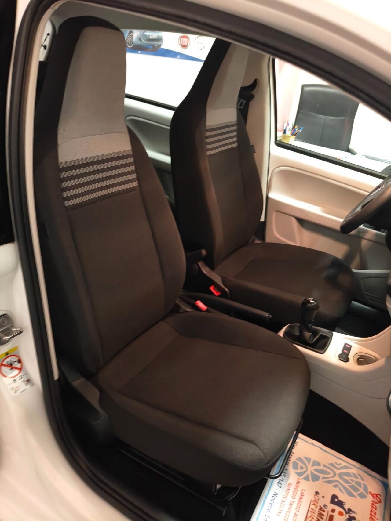 VOLKSWAGEN UP 1000 FULL OPTIONAL KM28