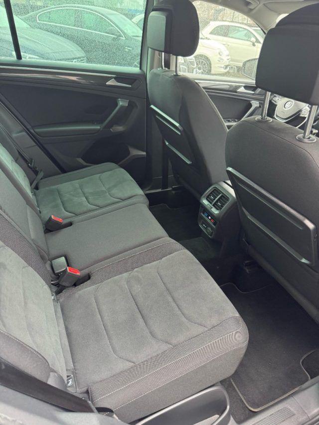 VOLKSWAGEN Tiguan 2.0 BiTDI SCR DSG 4MOTION R-Line BMT