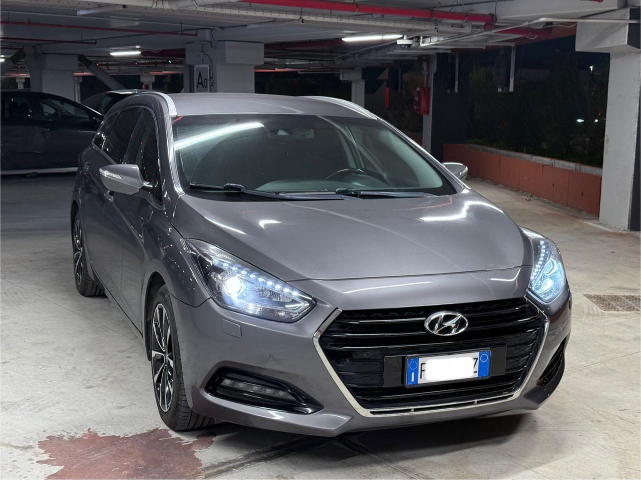 Hyundai i40 Wagon 1.6 CRDi DCT - NAVIG - TELE PARK