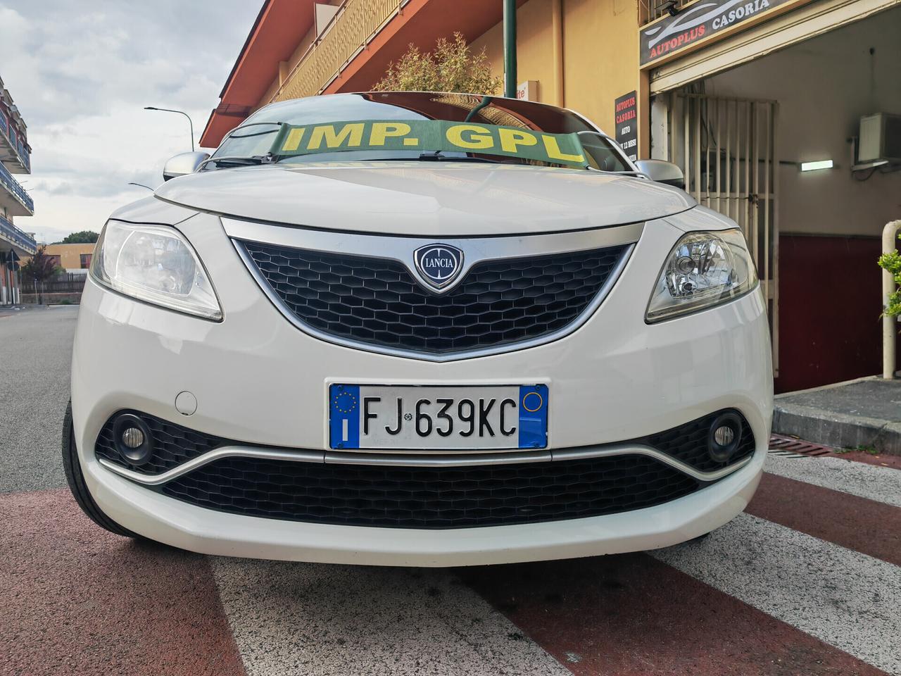 LANCIA YPSILON 1.2 BENZINA GPL ECOCHIC CV69 KW51 GOLD