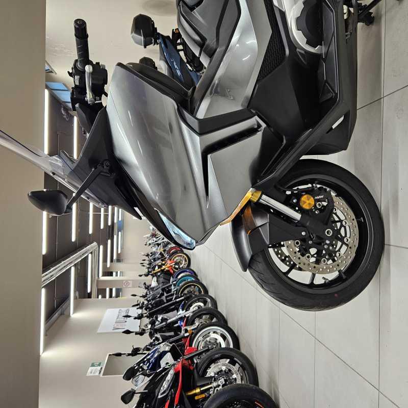 Honda Forza 750 DCT - 2023