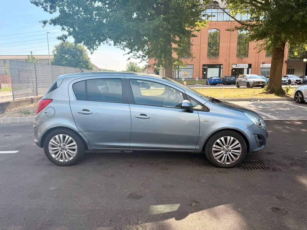 Opel Corsa 1.2 Cosmo 85cv 5p FL