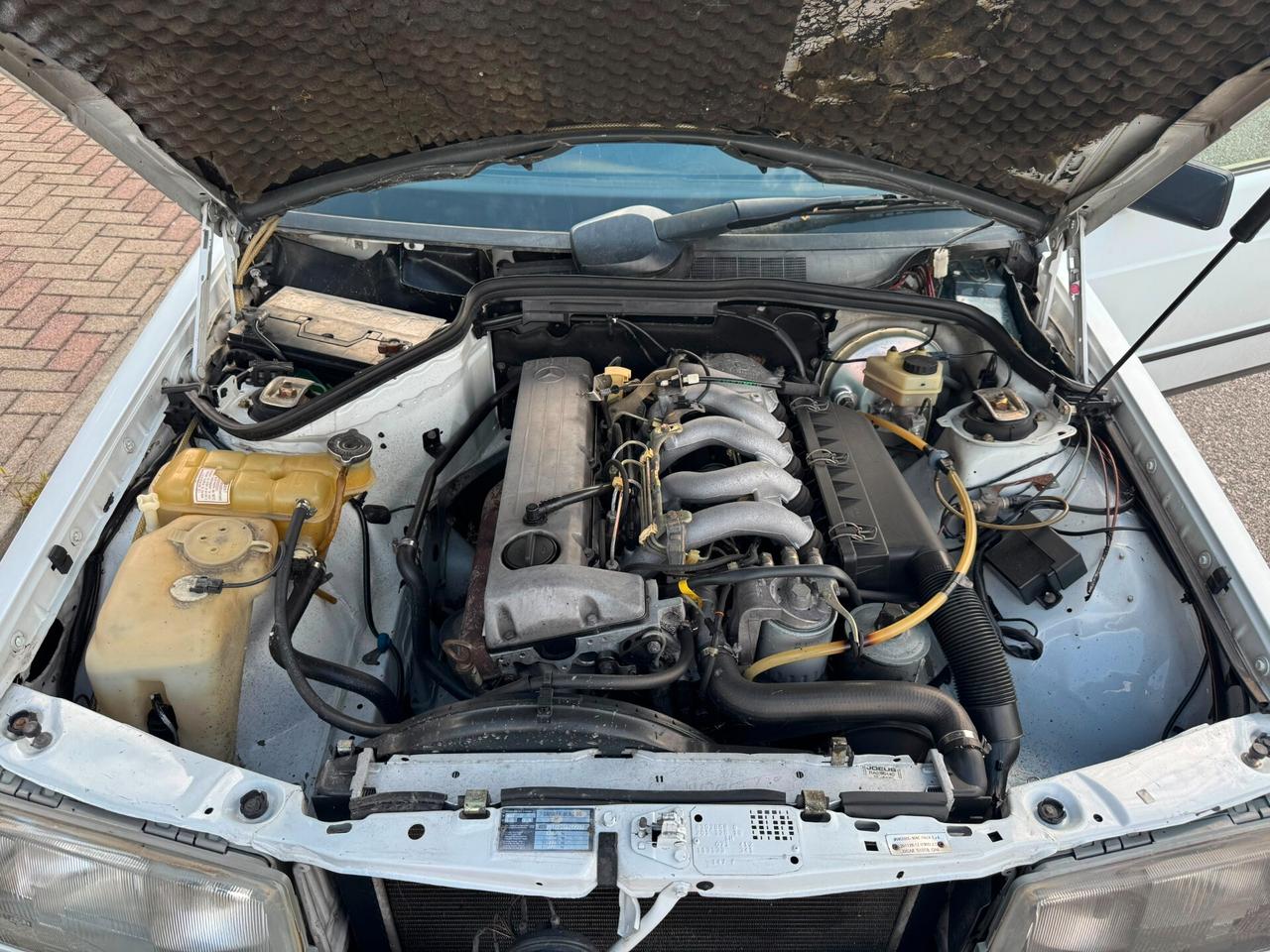 Mercedes 190D 2.5 asi