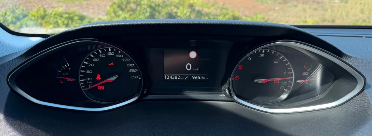 Peugeot 308 BlueHDi 130 S&S Allure
