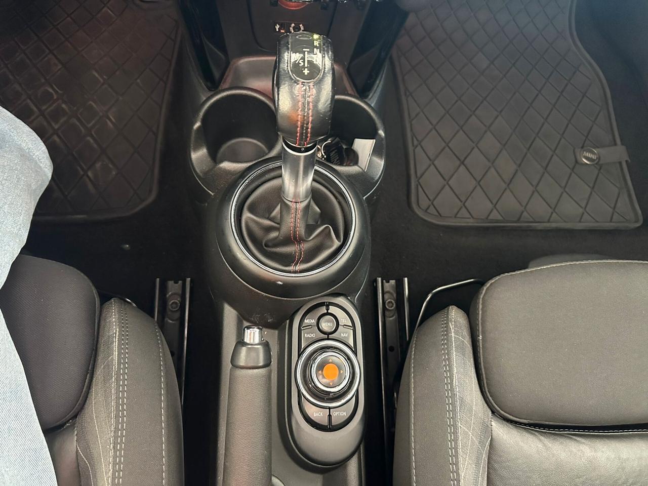 MINI COOPER SD AUTOMATICA 170CV 09/2017