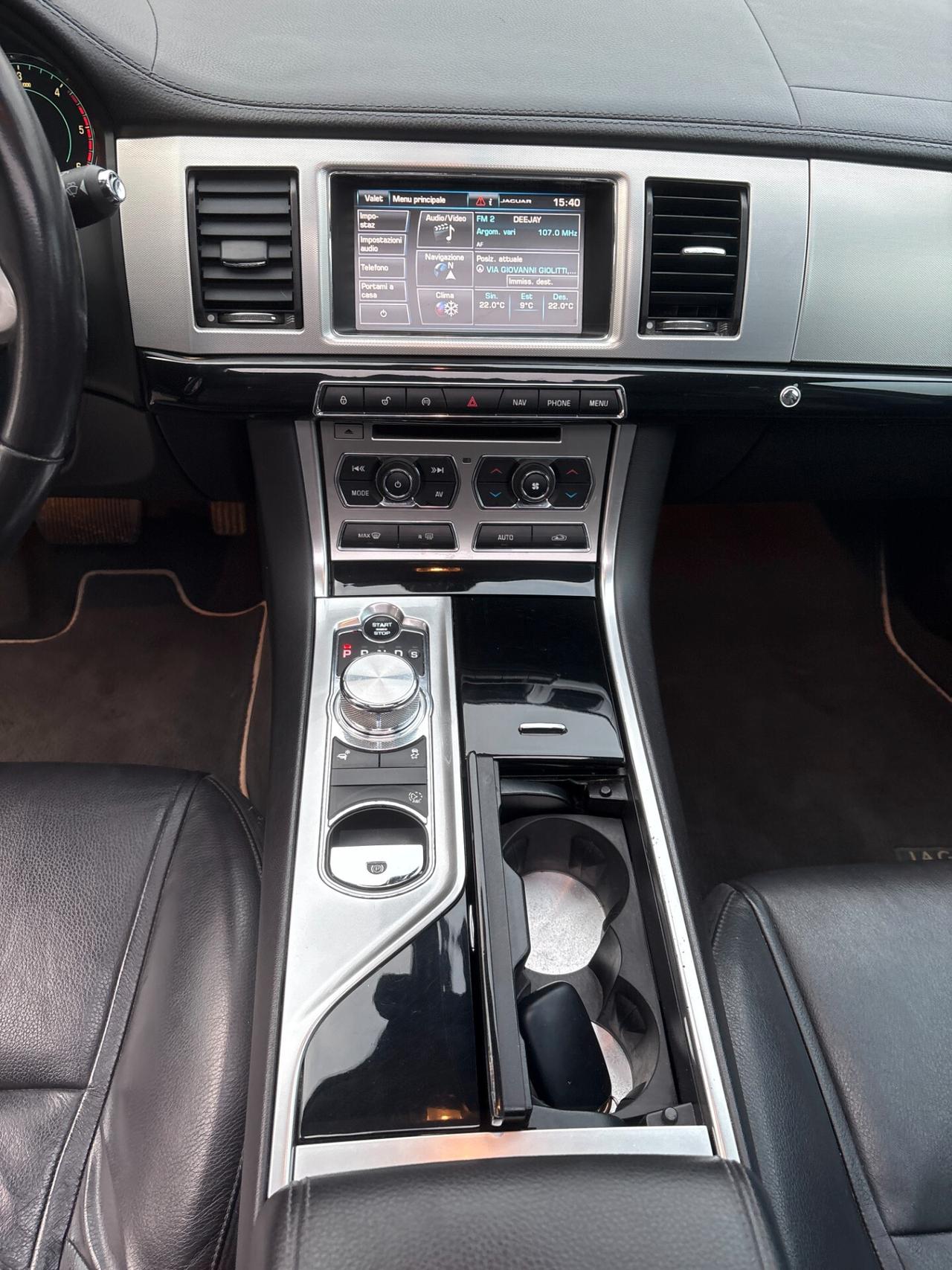 Jaguar XF 2.2 D 200 CV -Full