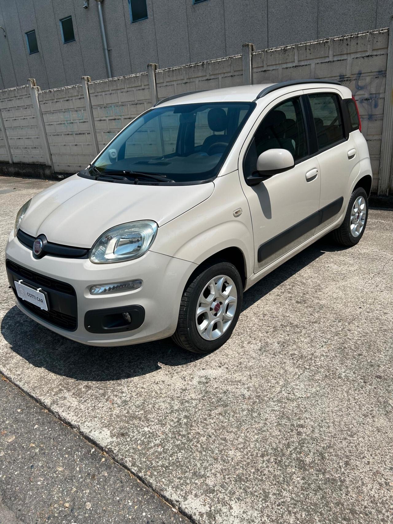 Fiat Panda 0.9 TwinAir Turbo Natural Power Lounge