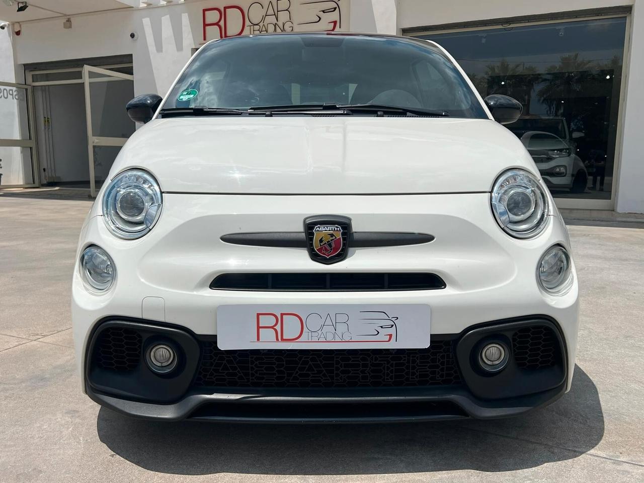 Abarth 595 1.4 Turbo T-Jet 180 CV Esseesse