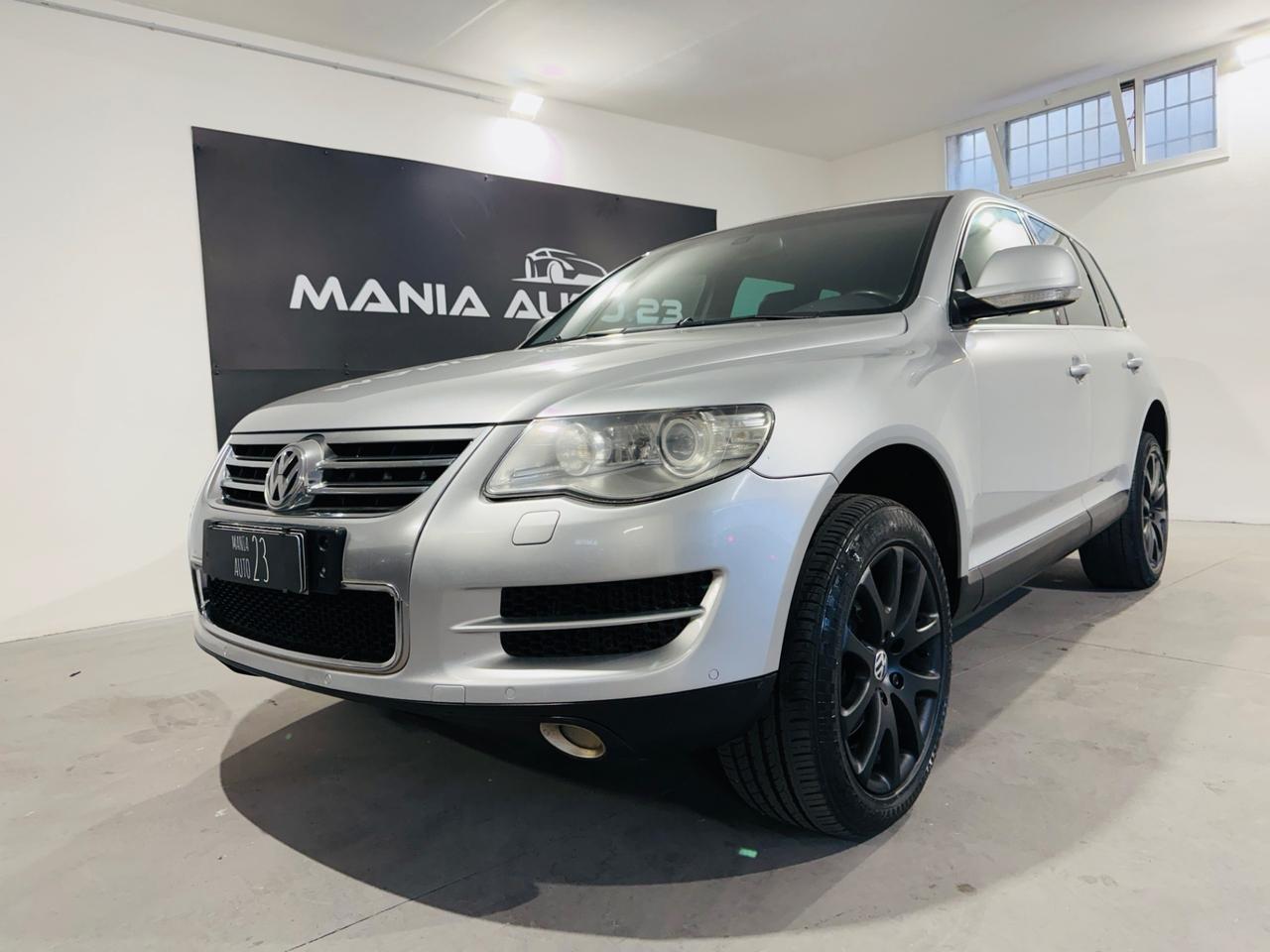 Volkswagen Touareg 3.0/240CV V6 TDI DPF tip. Executive
