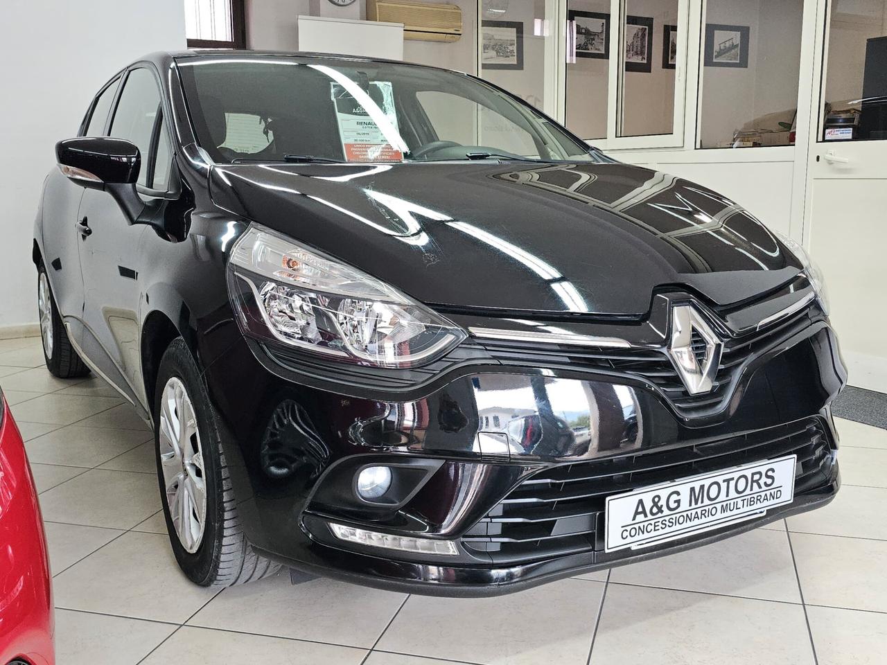 RENAULT CLIO 0.9 TCE 75cV BUSINESS