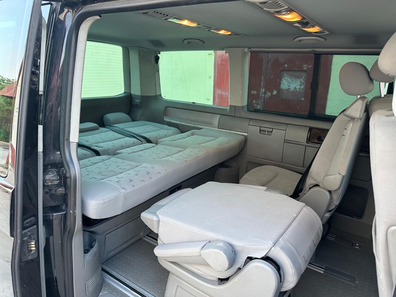 Volkswagen Multivan 2.5 TDI/174CV Highline