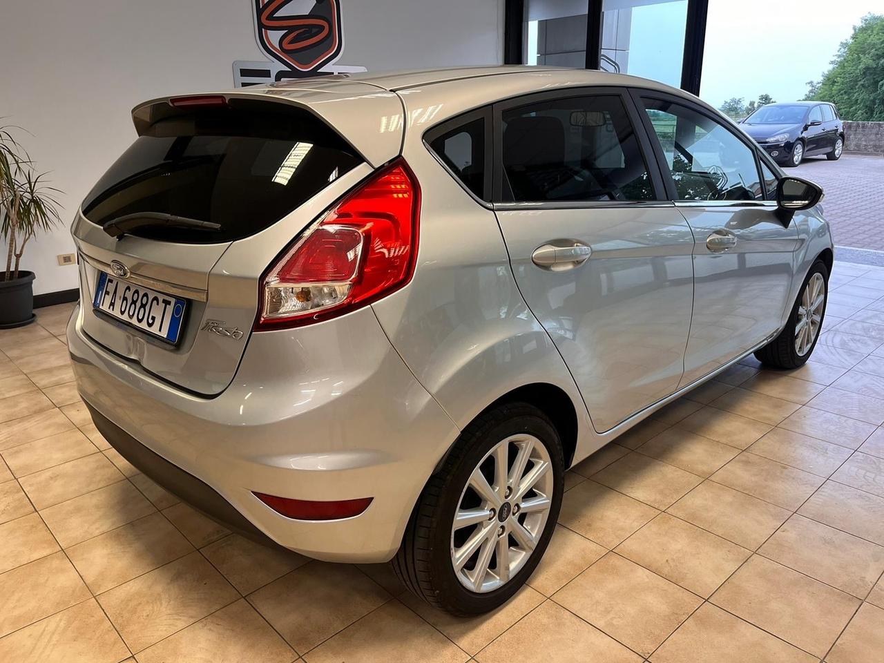 Ford Fiesta - 2015 1.4 95cv GPL