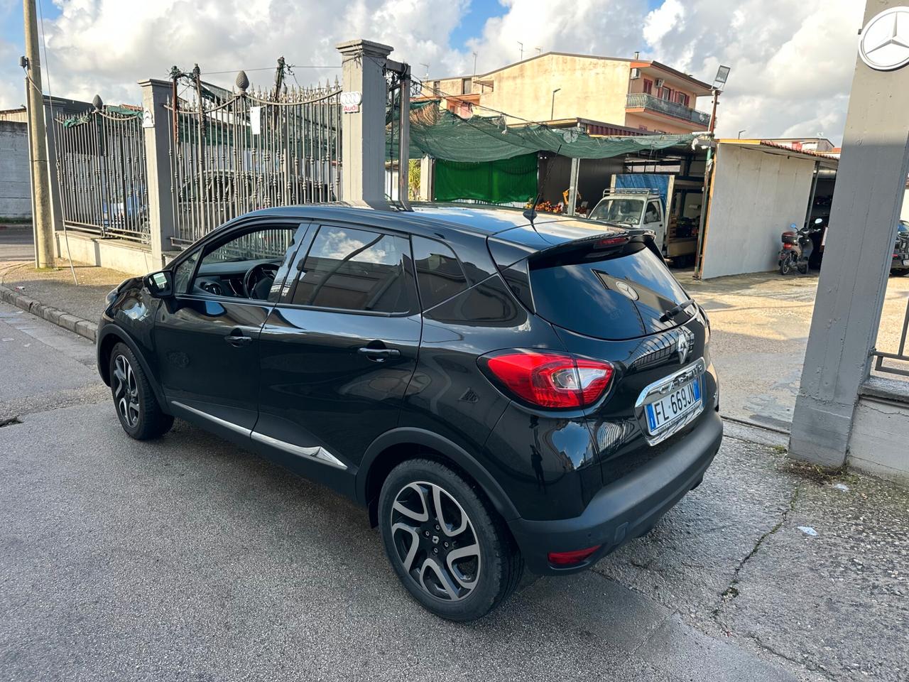 Renault Captur 1.5 Dci 90 CV Energy R-Link Km 145.000
