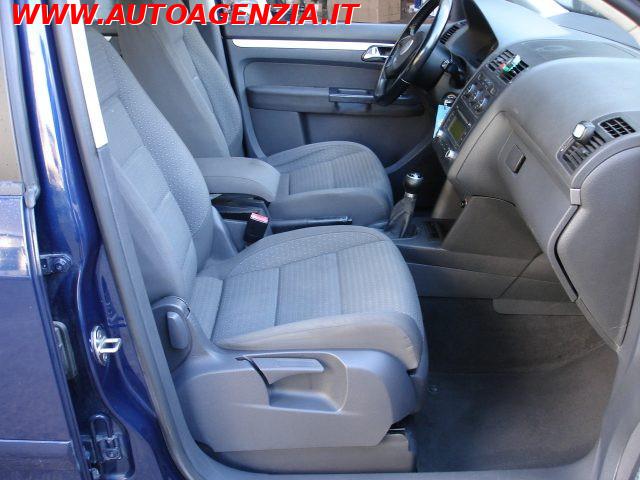 VOLKSWAGEN Touran 2.0 16V TDI Trendline