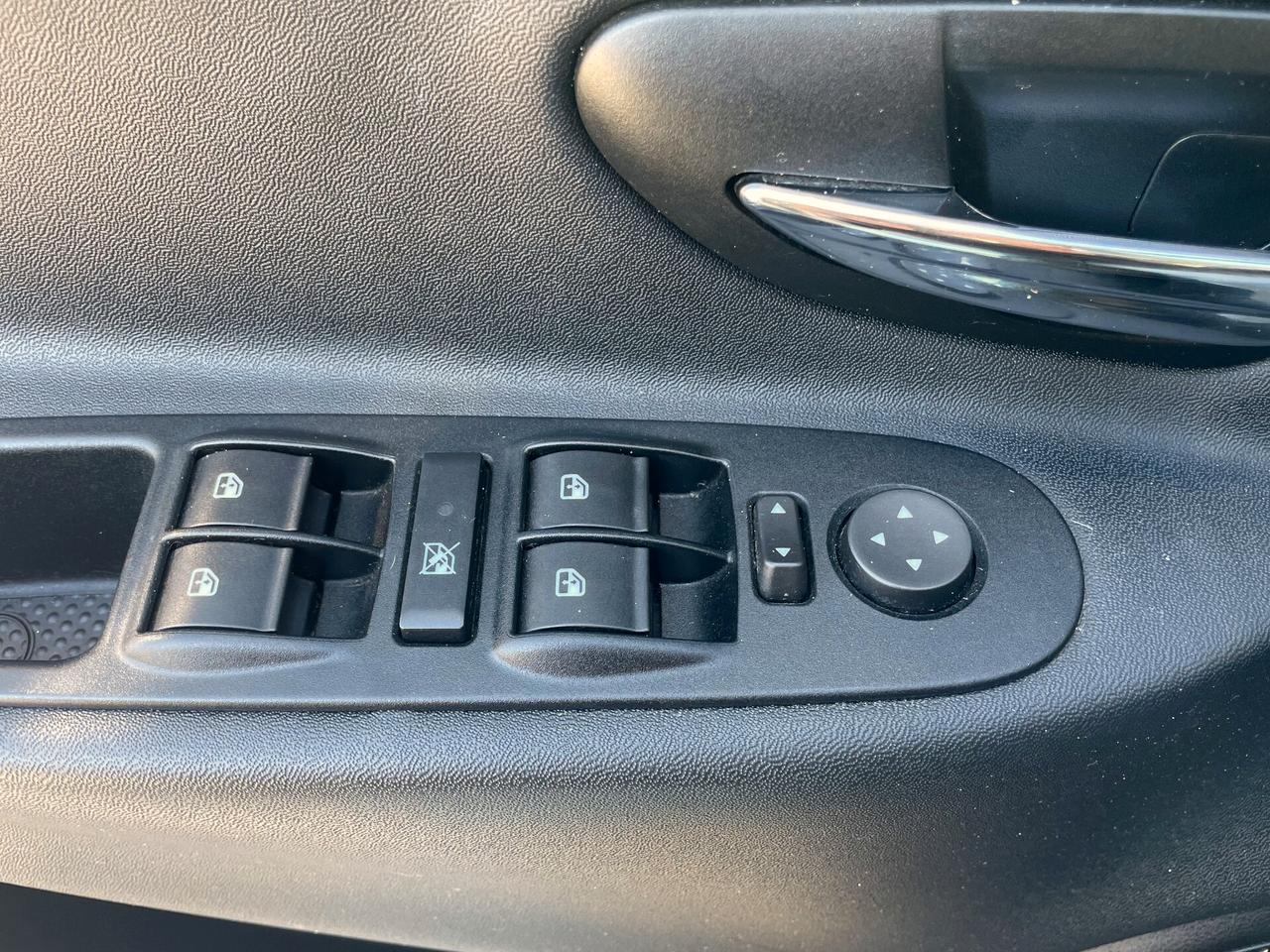 LANCIA YPSILON AUTOMATICA S&S Platinum TETTO APRIBILE