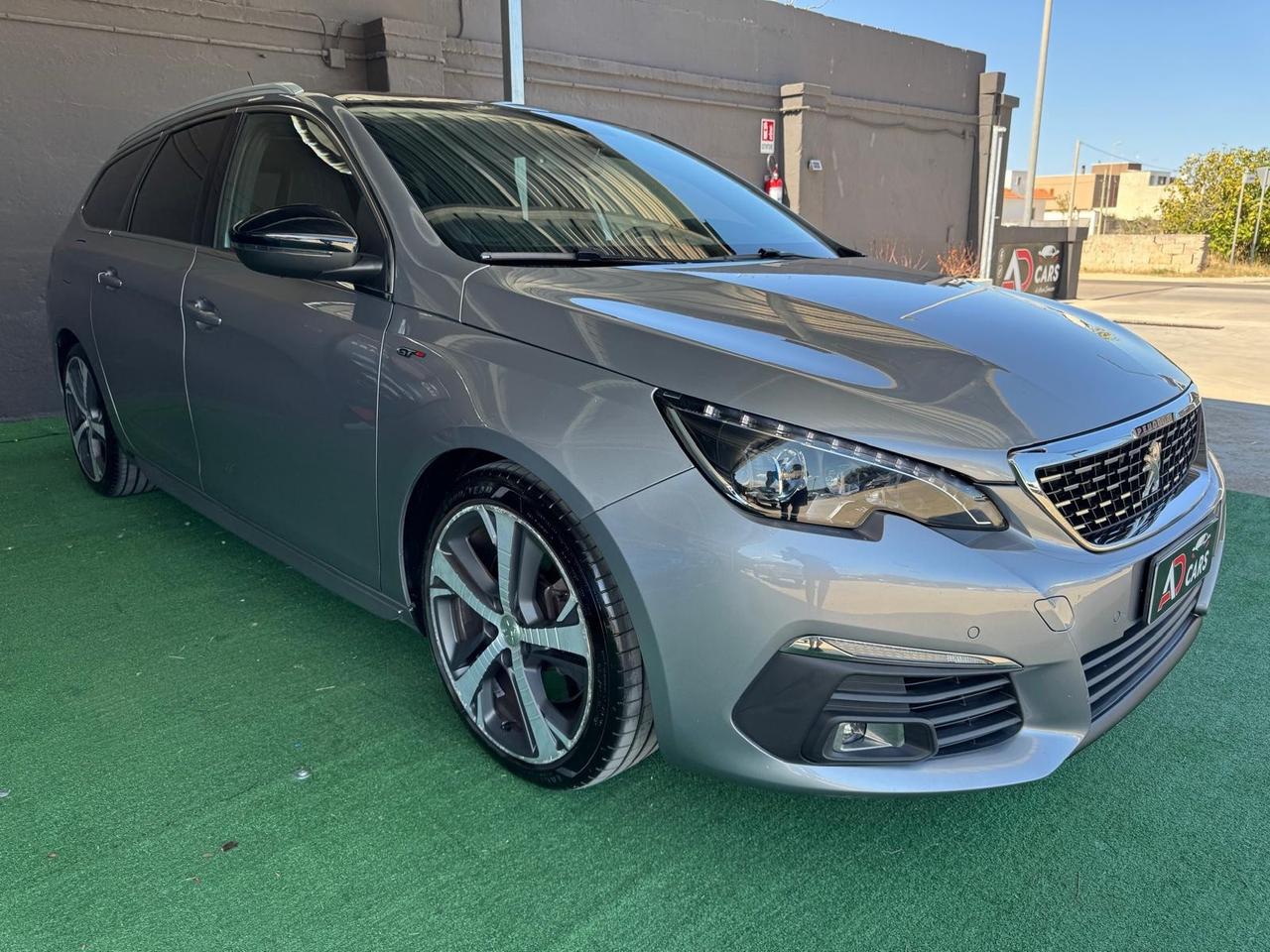 Peugeot 308 BlueHDi 180 S&S EAT8 SW GT