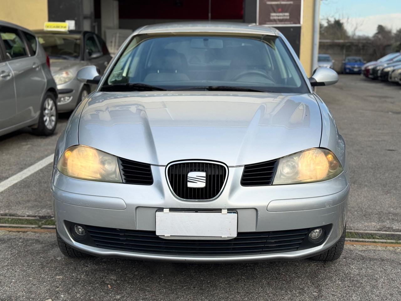 Seat Ibiza 1.4 16V 5p. Stylance