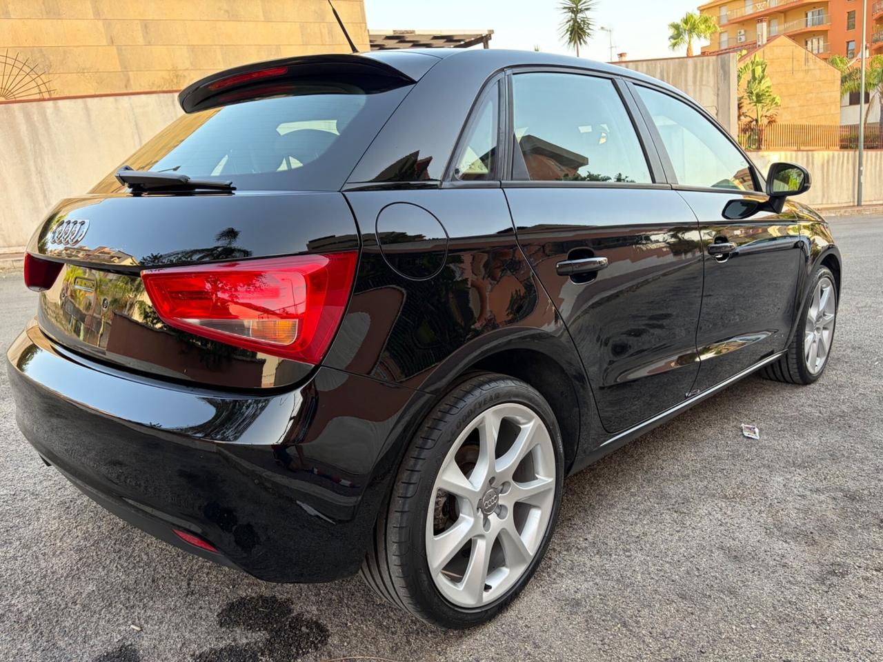 Audi A1 1.2 TFSI Ambition s-line