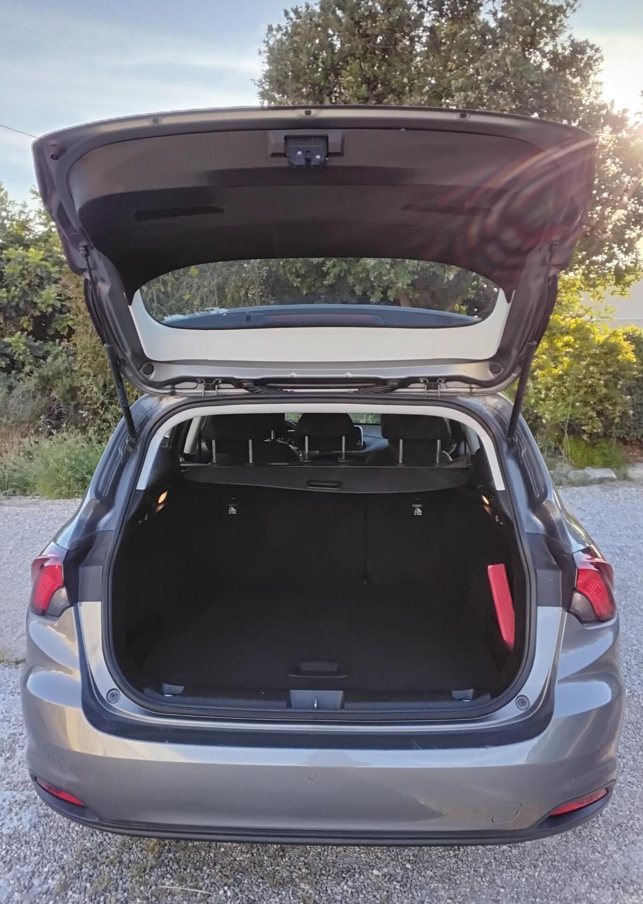 Fiat Tipo 1.6 Mjt S&S SW Lounge