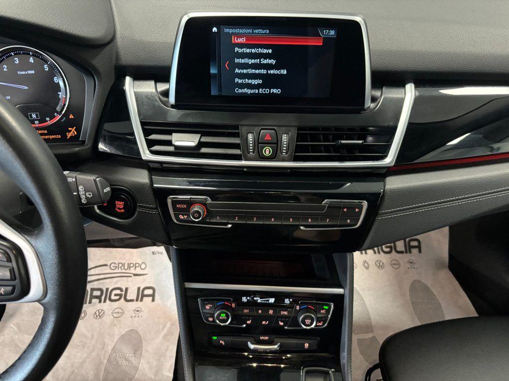 BMW 216 i Gran Tourer Advantage Full Optional