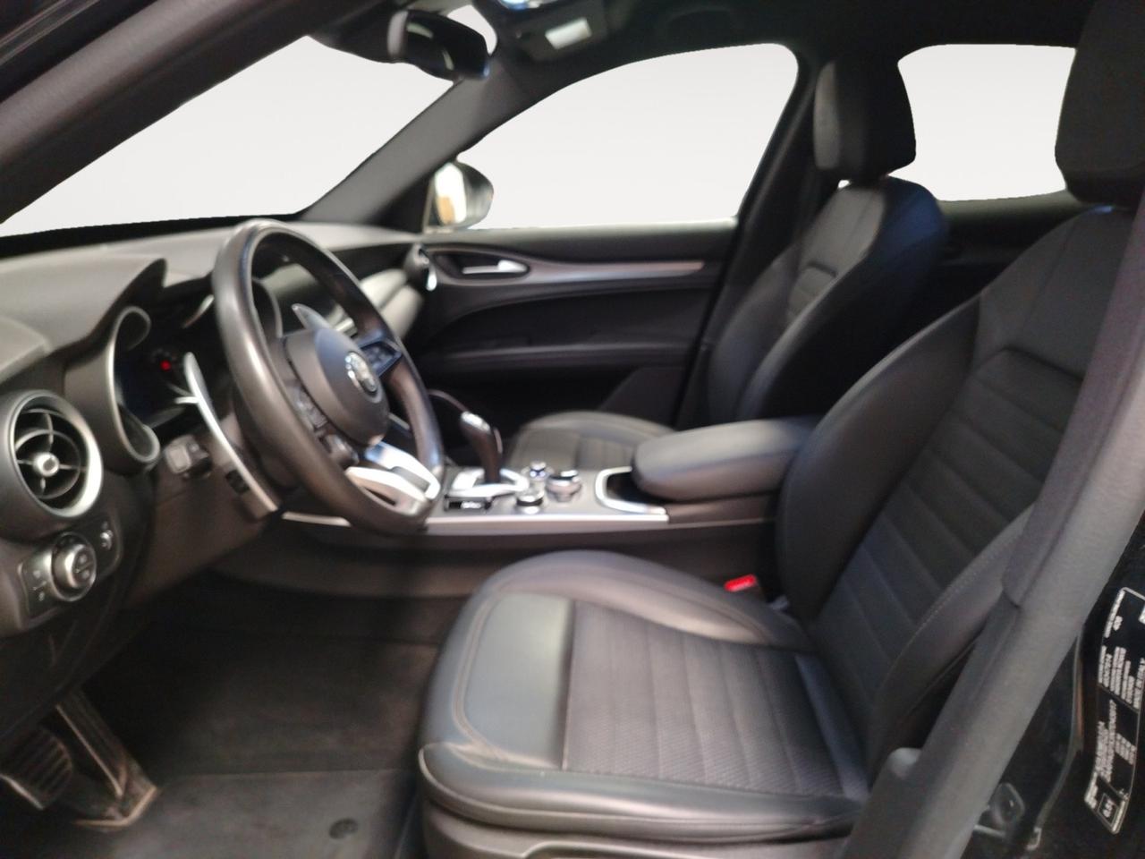Alfa Romeo Stelvio 2.2 t Sprint rwd 160cv auto