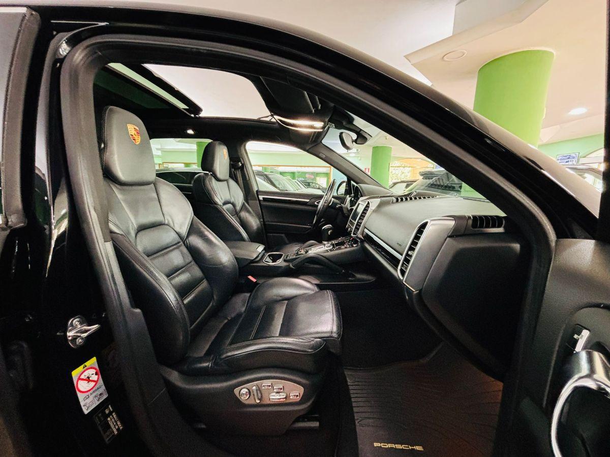 Porsche Cayenne 3.0 Diesel 245hp Extra Full