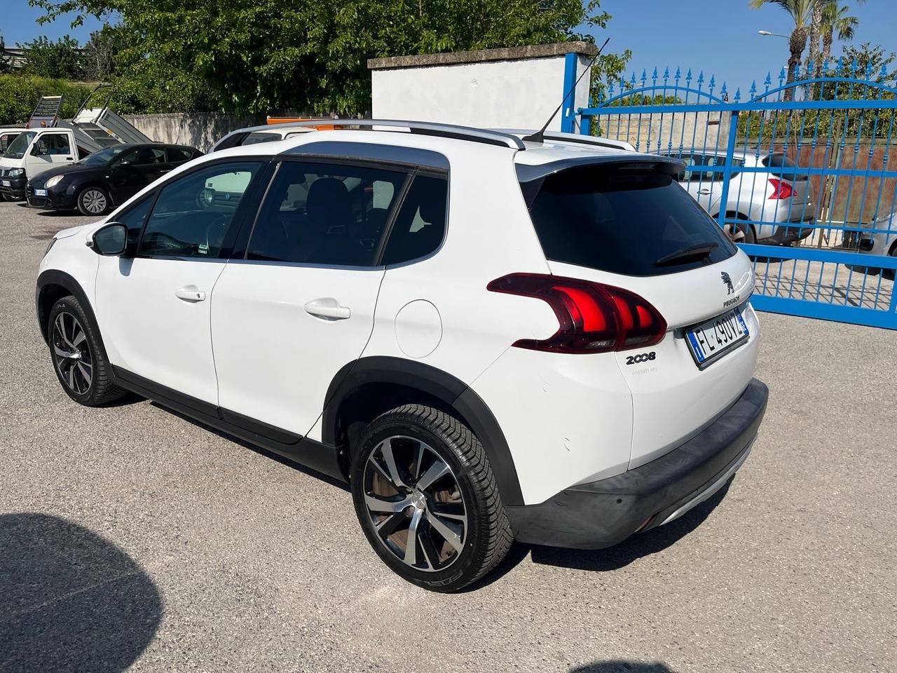 Peugeot 2008 -1.5 blue hdi allure-km 60000-10/2017