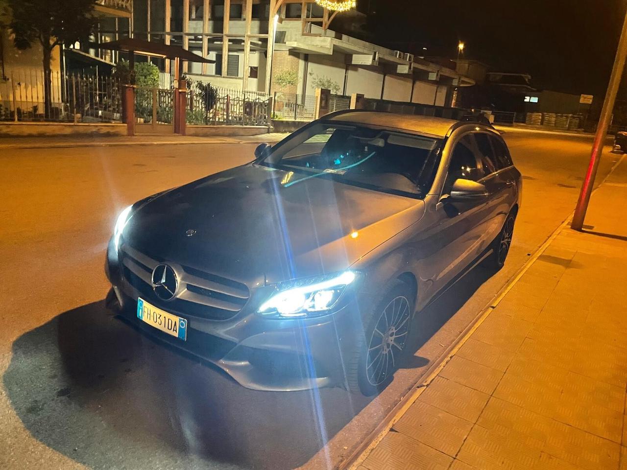 Mercedes-benz C 200 d S.W. Auto Premium (AMG) Automatico 135 mila km