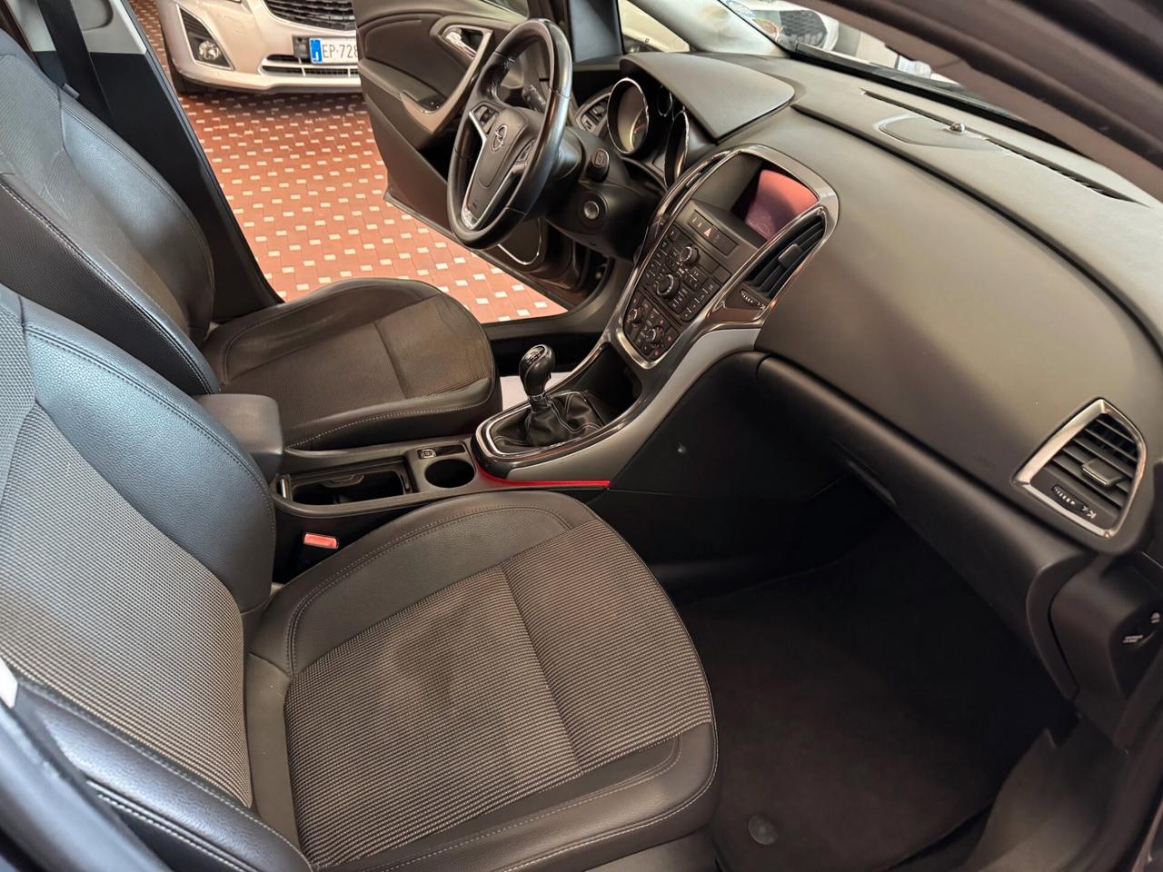 Opel Astra 1.4 Turbo 140CV Sports Tourer Cosmo - UNICO PROPRIETARIO