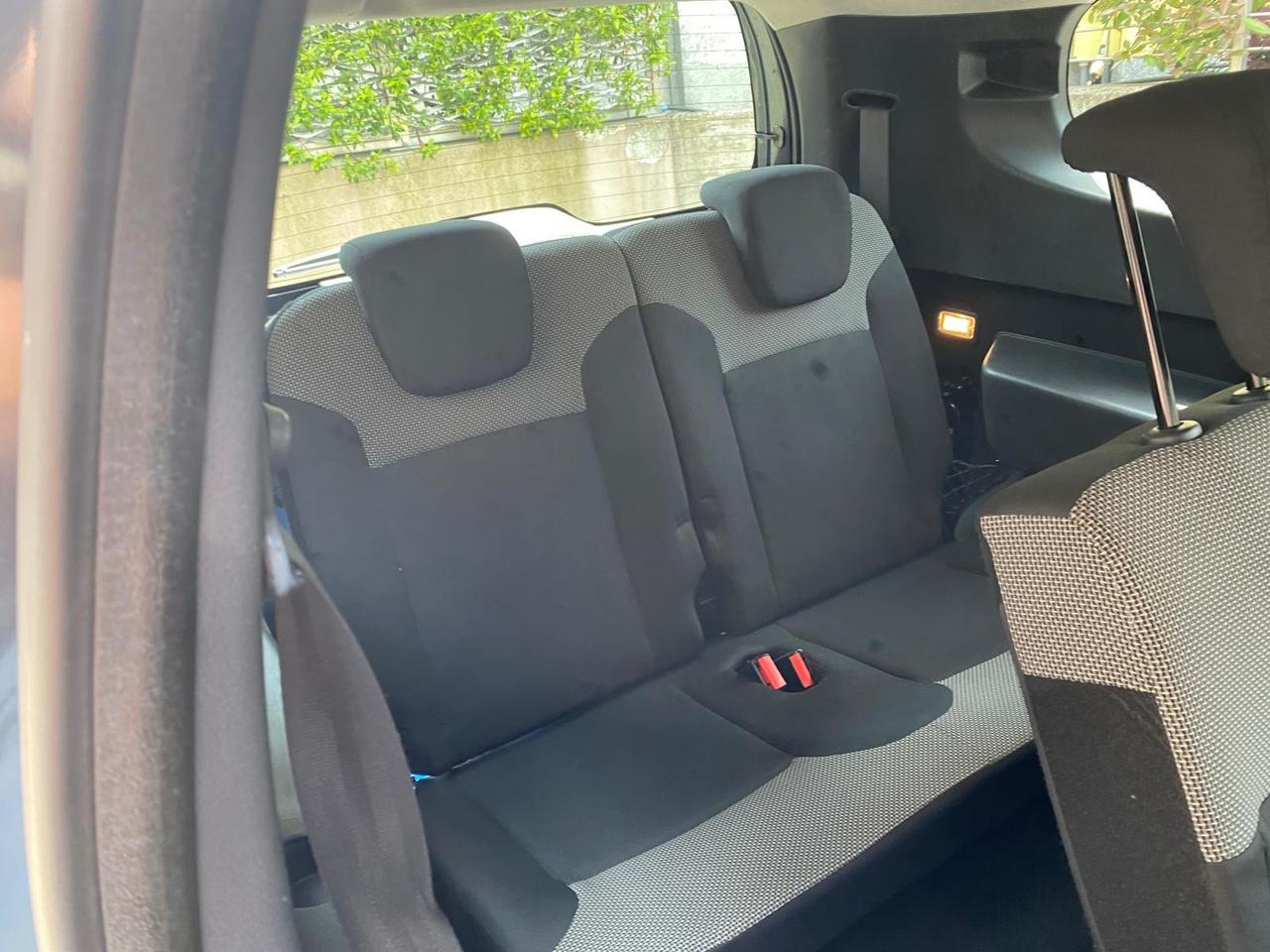 Lodgy 1.6 8V 85CV 7 posti neopatentati Euro 6b