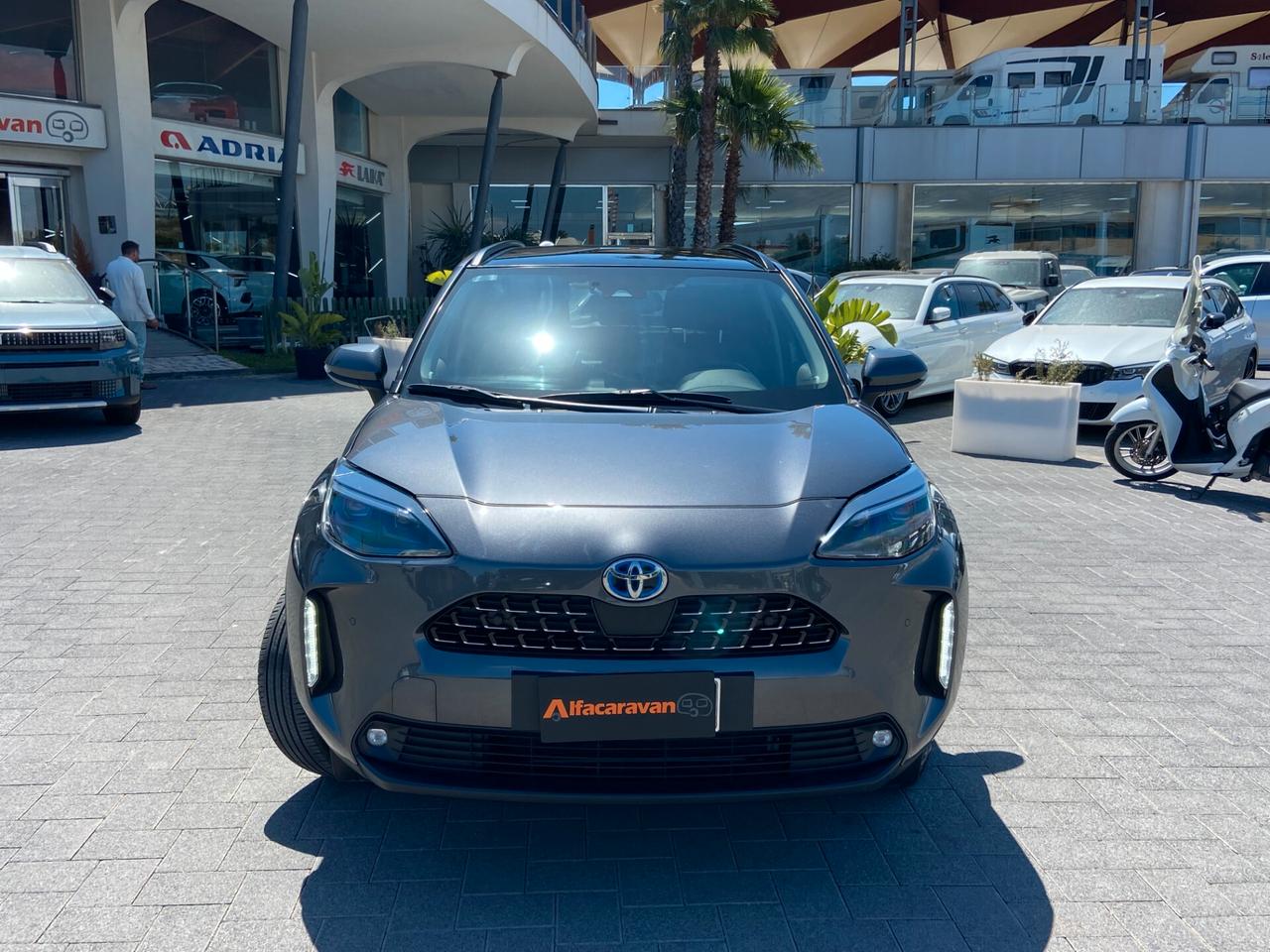 Toyota Yaris Cross 1.5h Lounge fwd 116cv e-cvt