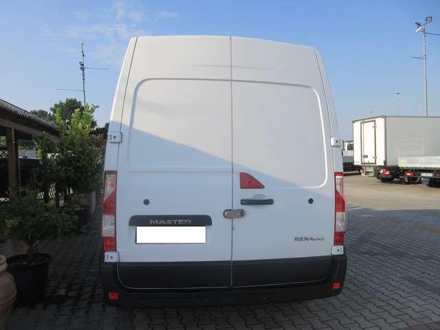 Renault Master 2.3 131CV PASSO MEDIO TETTO MEDIO