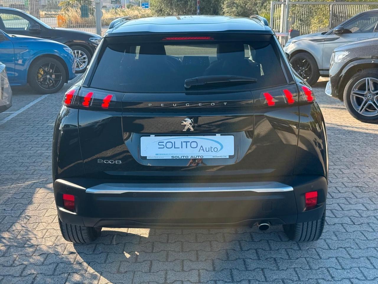 Peugeot 2008 BlueHDi 130 S&S EAT8 Allure Pack