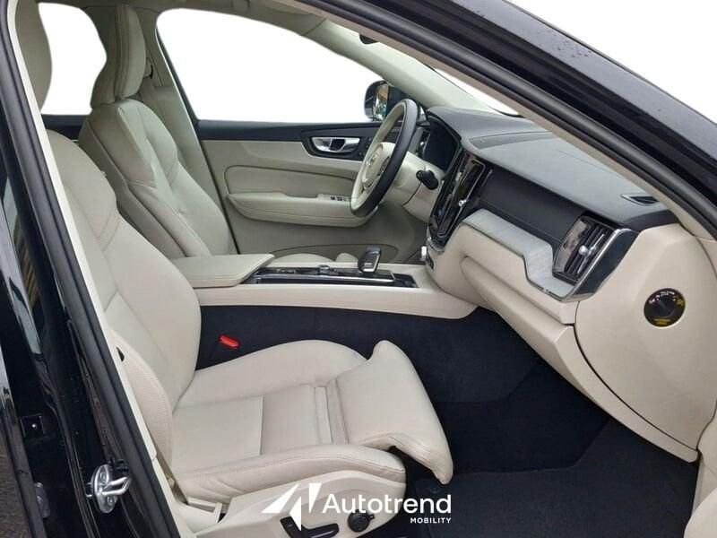 Volvo XC60 B4 197+14 CV AWD Mild Hybrid Diesel Automatico Ultimate Bright