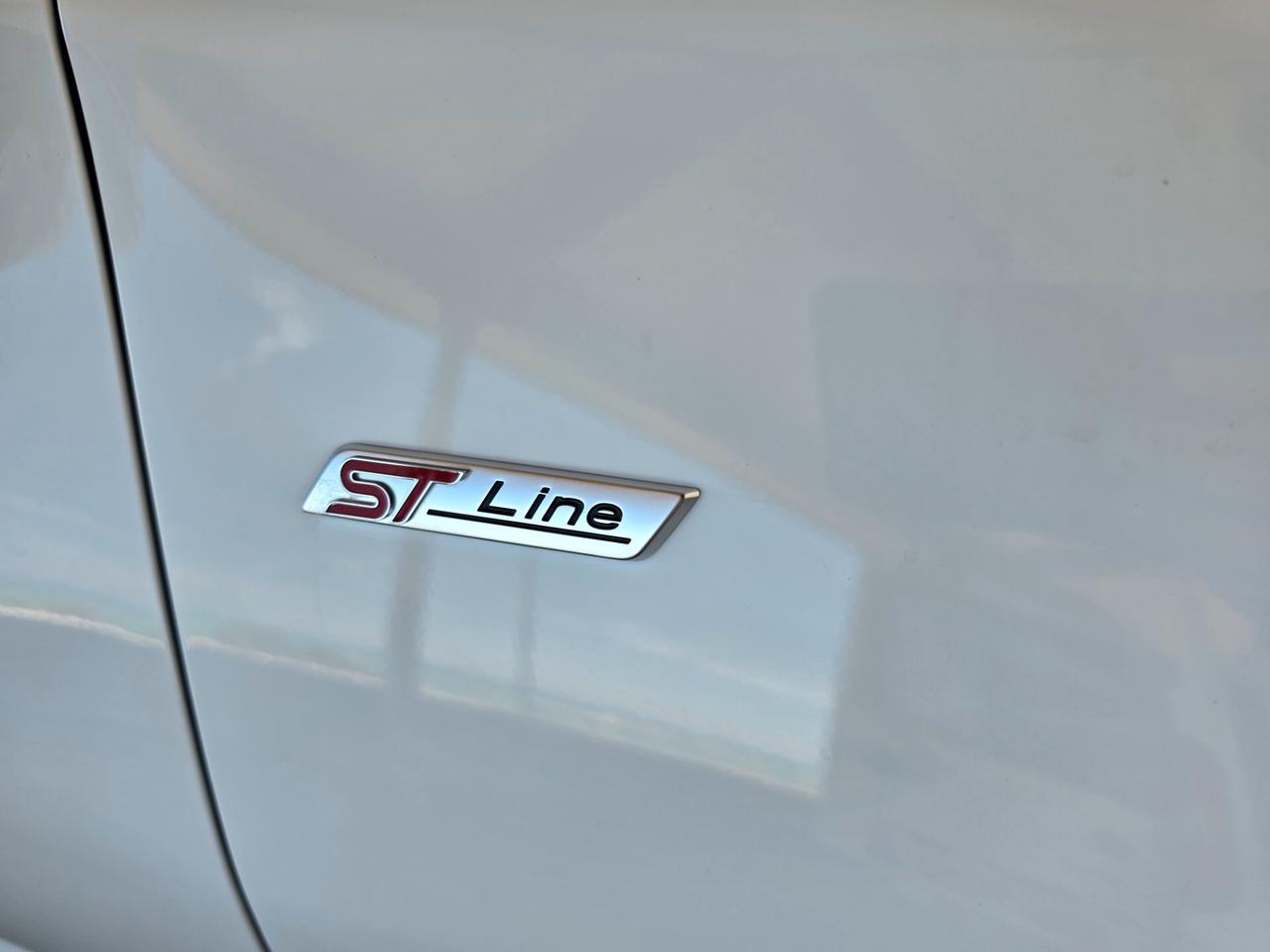 Ford Puma 1.0 EcoBoost Hybrid 125 CV S&S ST-Line X