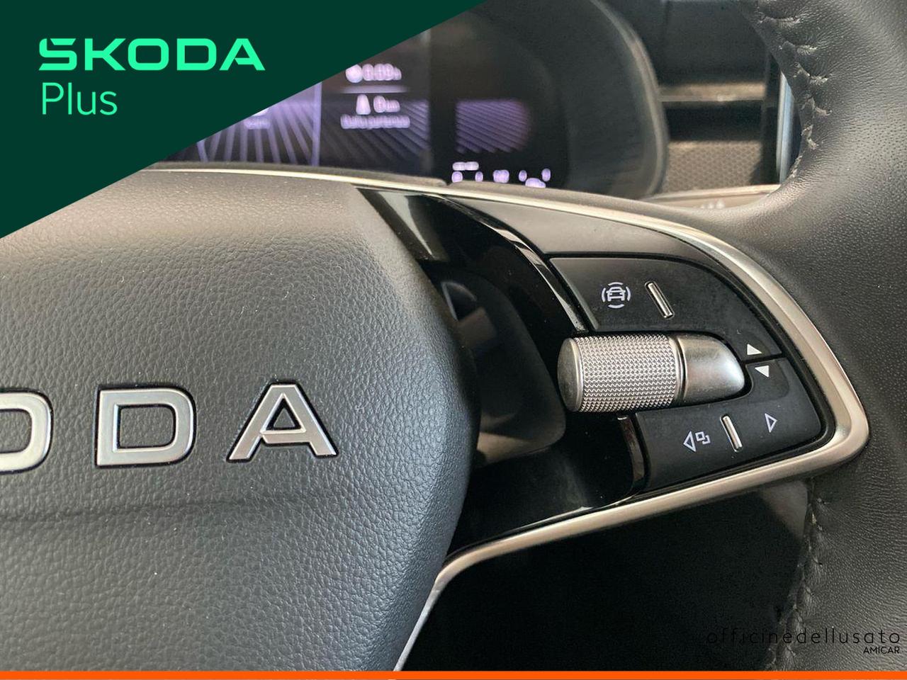 Skoda Kamiq 1.0 tsi 115cv black dots
